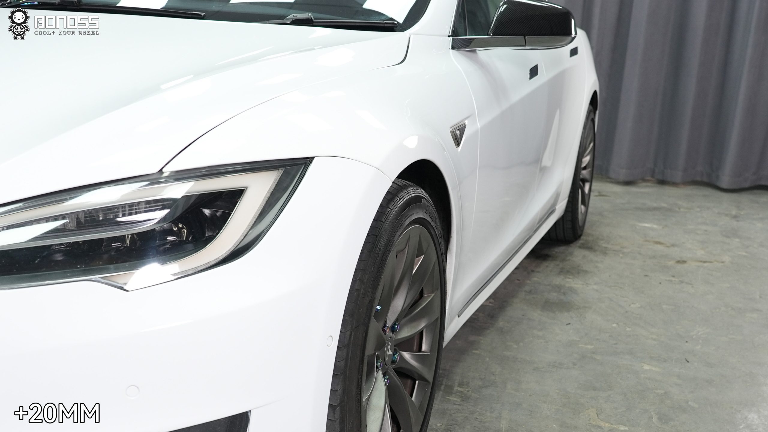 BONOSS Forged Active Cooling 2016 Tesla Model S Wheel Spacers Front 20mm Rear 25mm Before and After (3)