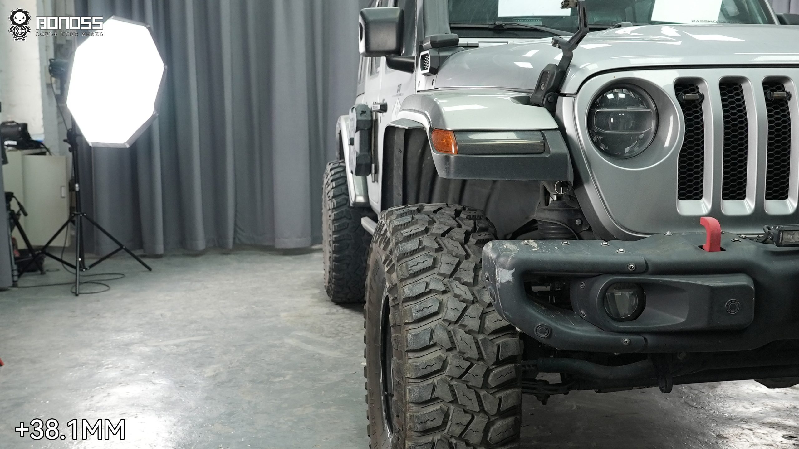 BONOSS Forged Active Cooling 2019 Jeep Wrangler Wheel Spacers 1.5-inch Before and After (4)