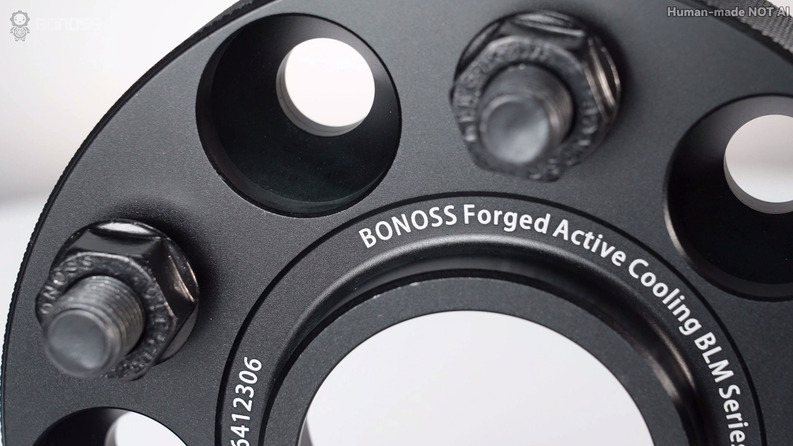 Do Spacers for Mustang GT Brand Matter A Complete Guide BONOSS Forged Active Cooling Adapters Hubcentric Spacers Pros Before and After Example (1)