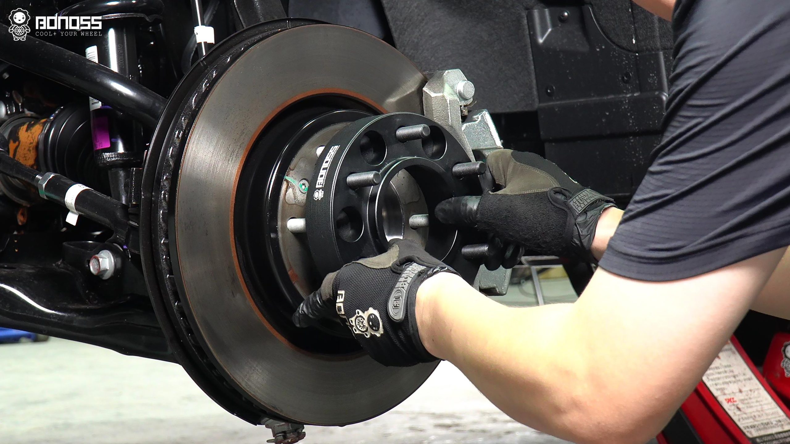 Ultimate Silverado 1500 Wheel Spacers Size Fitment Guide BONOSS Forged Active Cooling Adapters Hubcentric Spacers Pros Before and After Example (3)