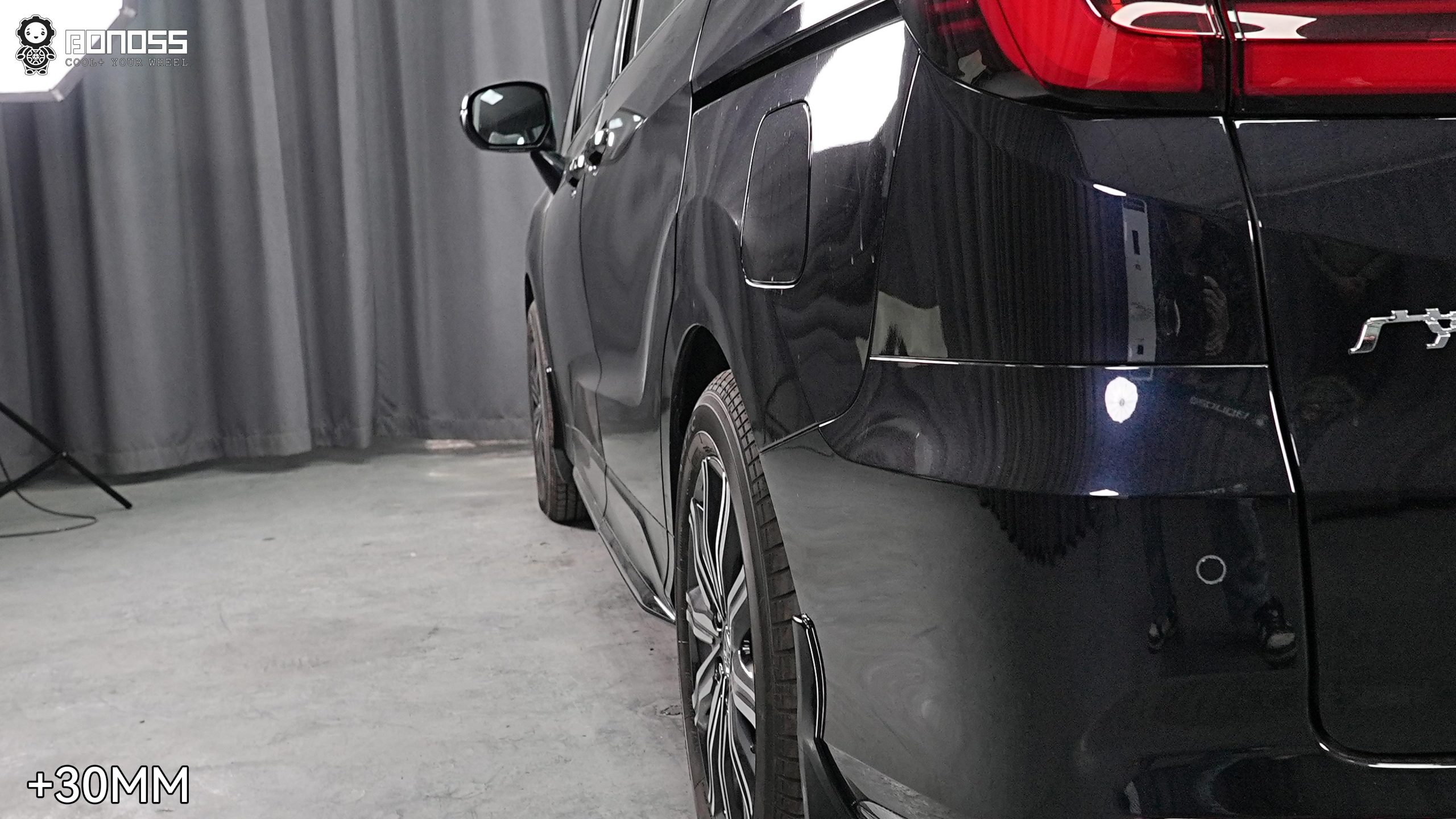 BONOSS Forged Active Cooling 2024 Honda Odyssey Wheel Spacers Front 20mm Rear 30mm Before and After (5)
