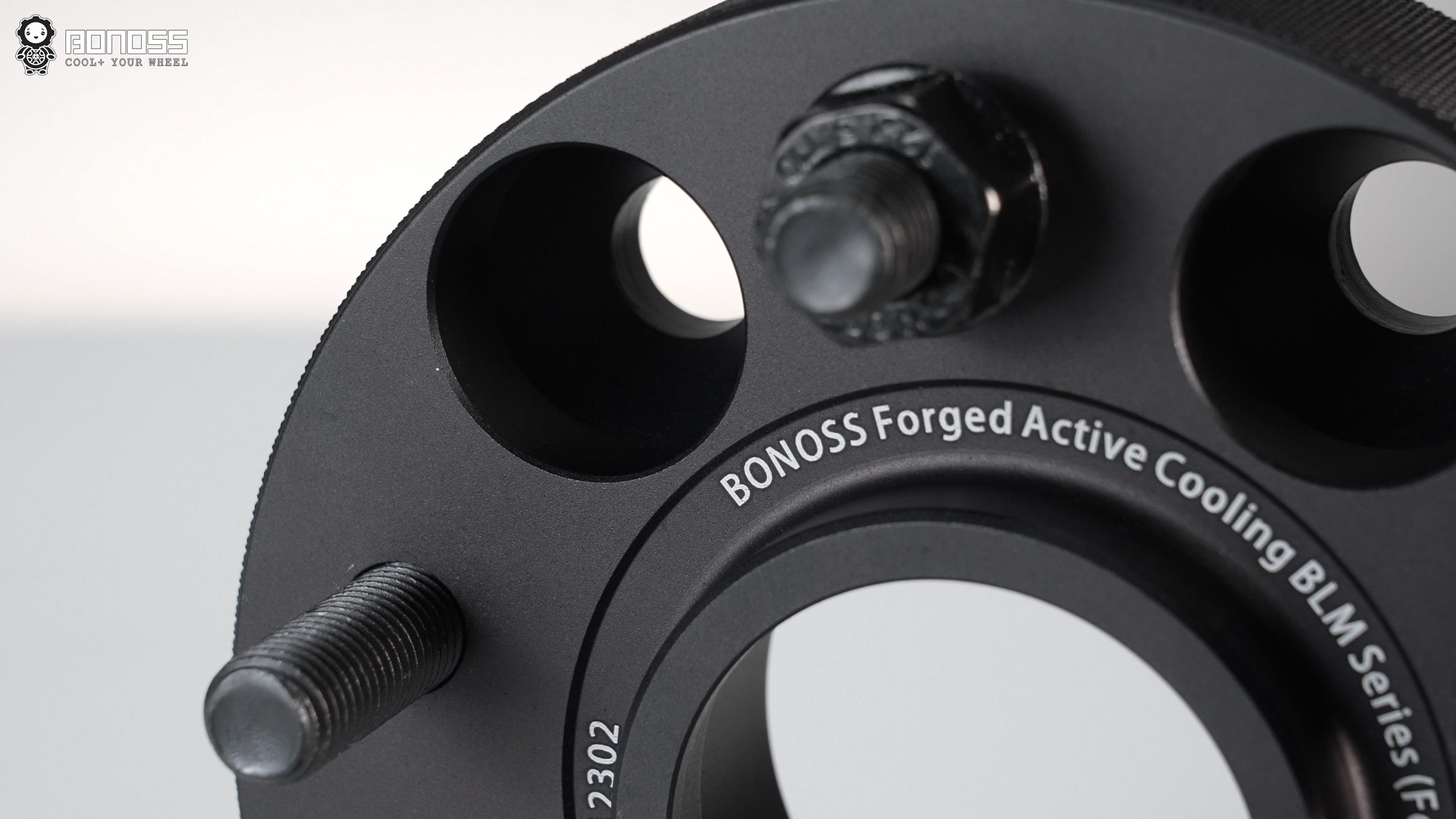 Best Car Spacers in 2026 Tested & Reviewed BONOSS Forged Active Cooling Adapters Hubcentric Spacers Pros Before and After Example (3)