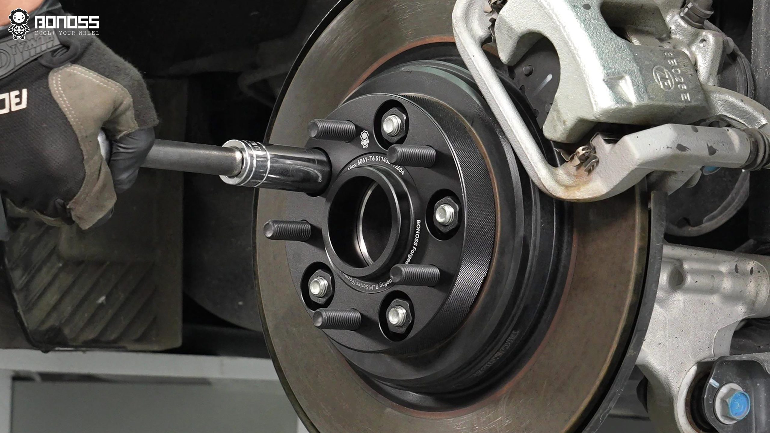 Best Wheel Spacer Supplier Expert-Recommended BONOSS Forged Active Cooling Adapters Hubcentric Spacers Pros Before and After Example (1)