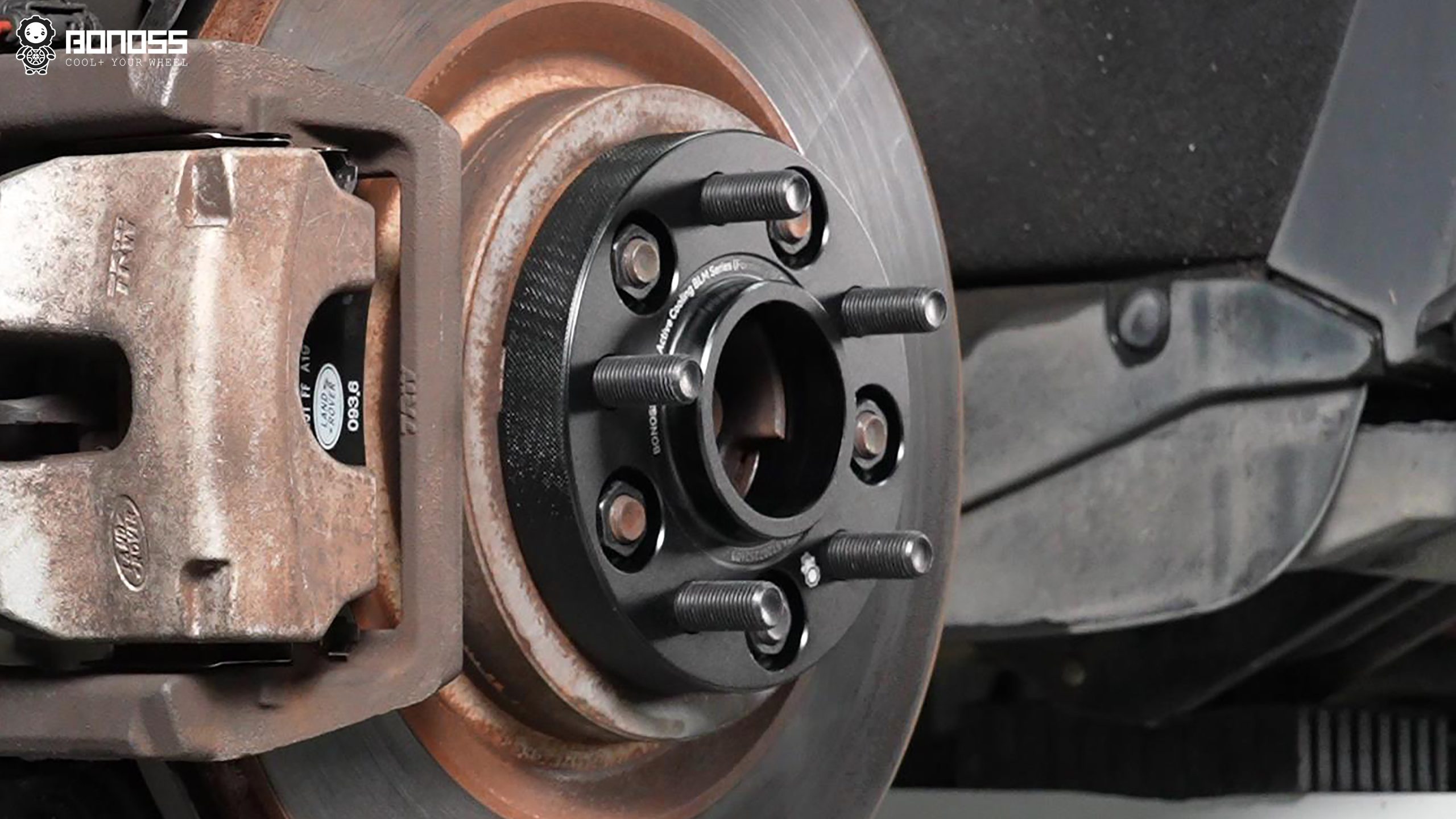 Complete Land Rover Wheel Spacers Wheel Nut Sizes BONOSS Forged Active Cooling Adapters Hubcentric Spacers Pros Before and After Example (1)