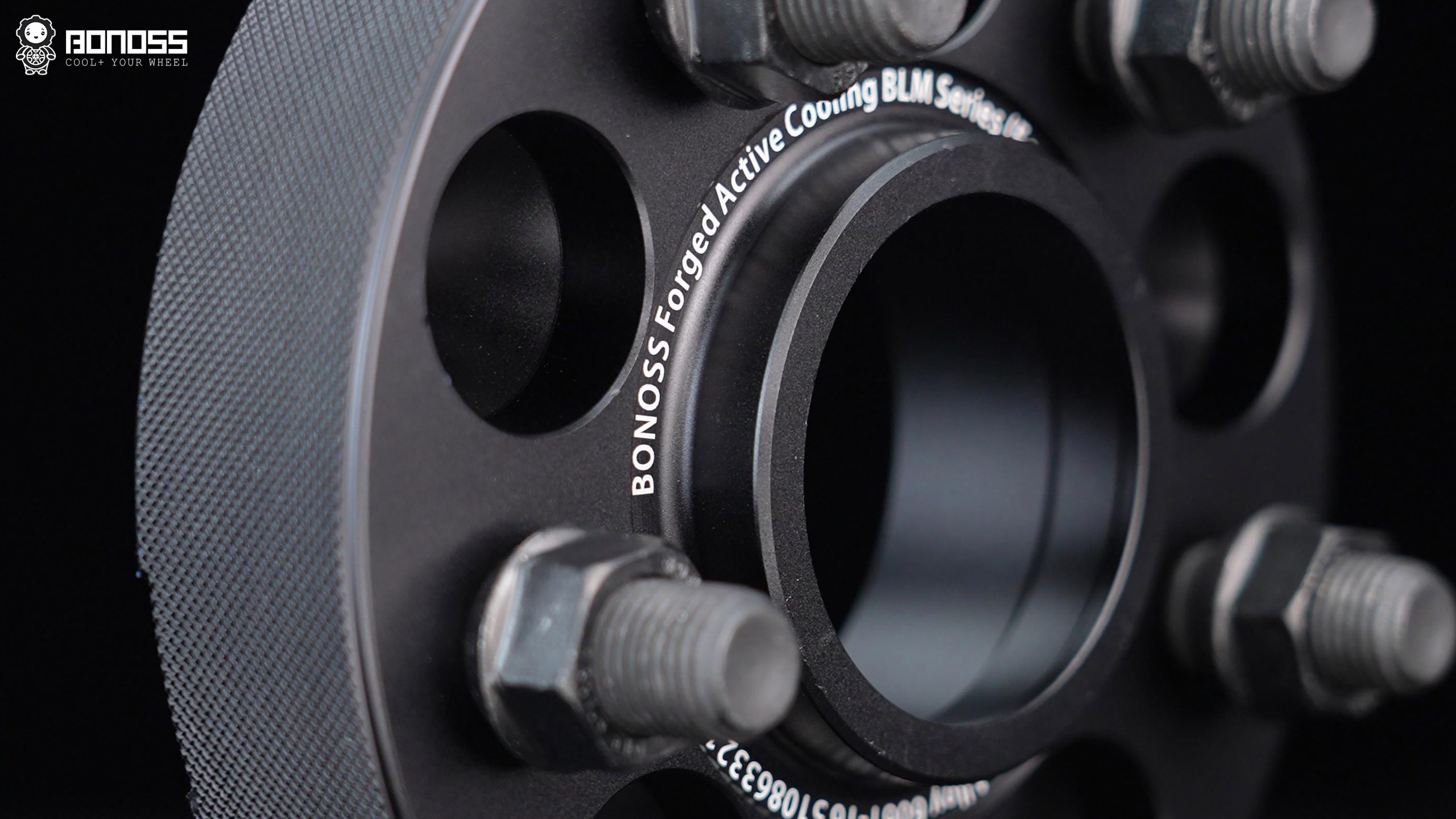 Complete Land Rover Wheel Spacers Wheel Nut Sizes BONOSS Forged Active Cooling Adapters Hubcentric Spacers Pros Before and After Example (2)