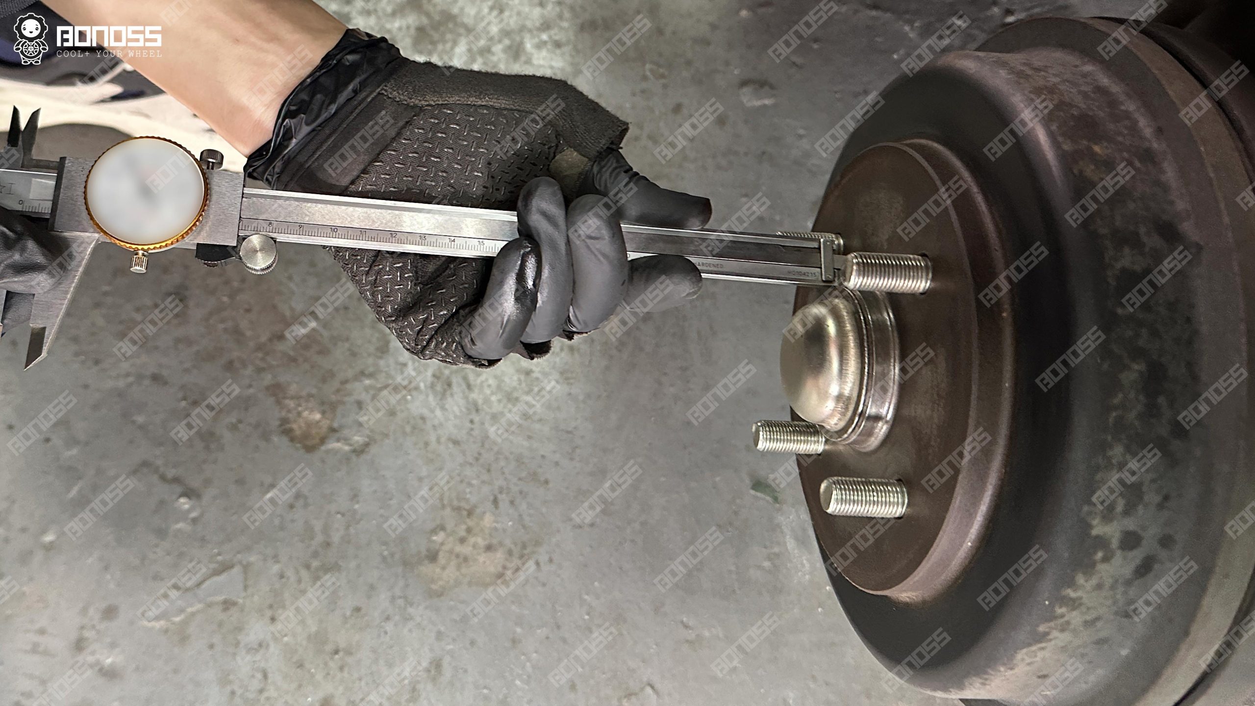 2016-suzuki-swift-hub-lip-height-measurement measuring hub lip height on 2016 Suzuki Swift to check wheel spacer clearance