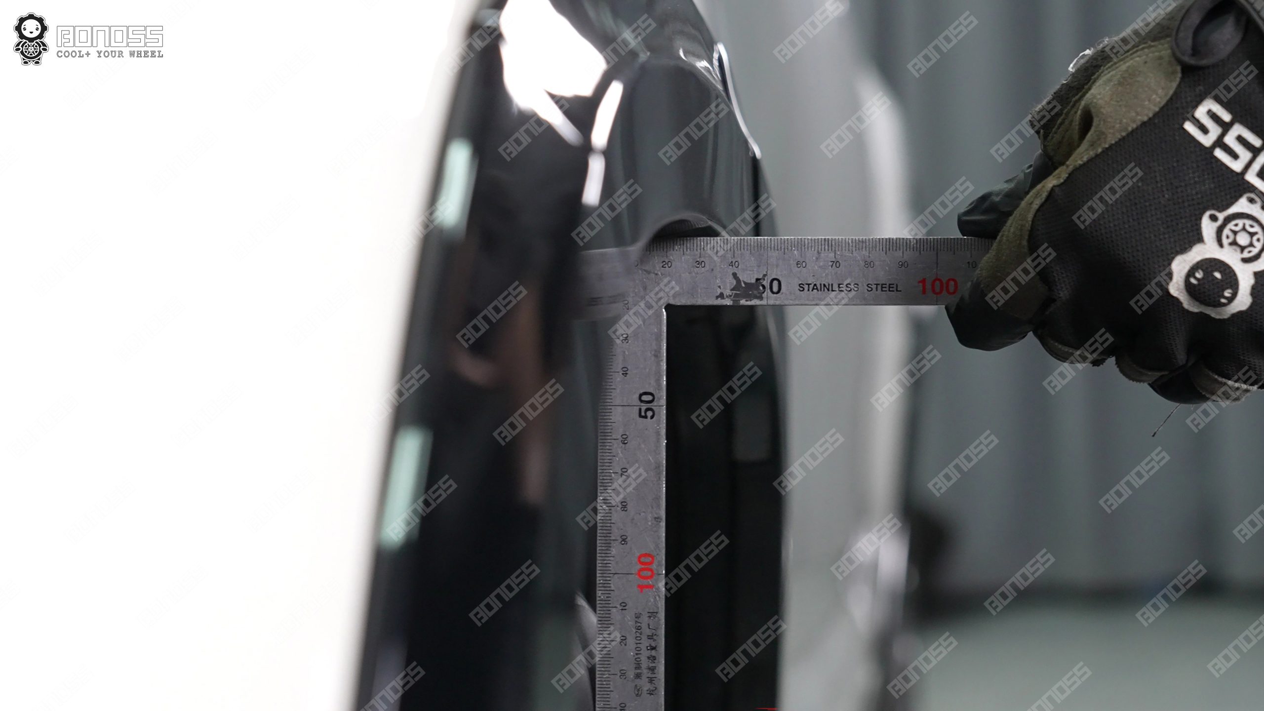measure-right-rear-wheel-flush-thickness Measuring right rear wheel gap for flush 35mm wheel spacers on a 2018 Toyota Highlander
