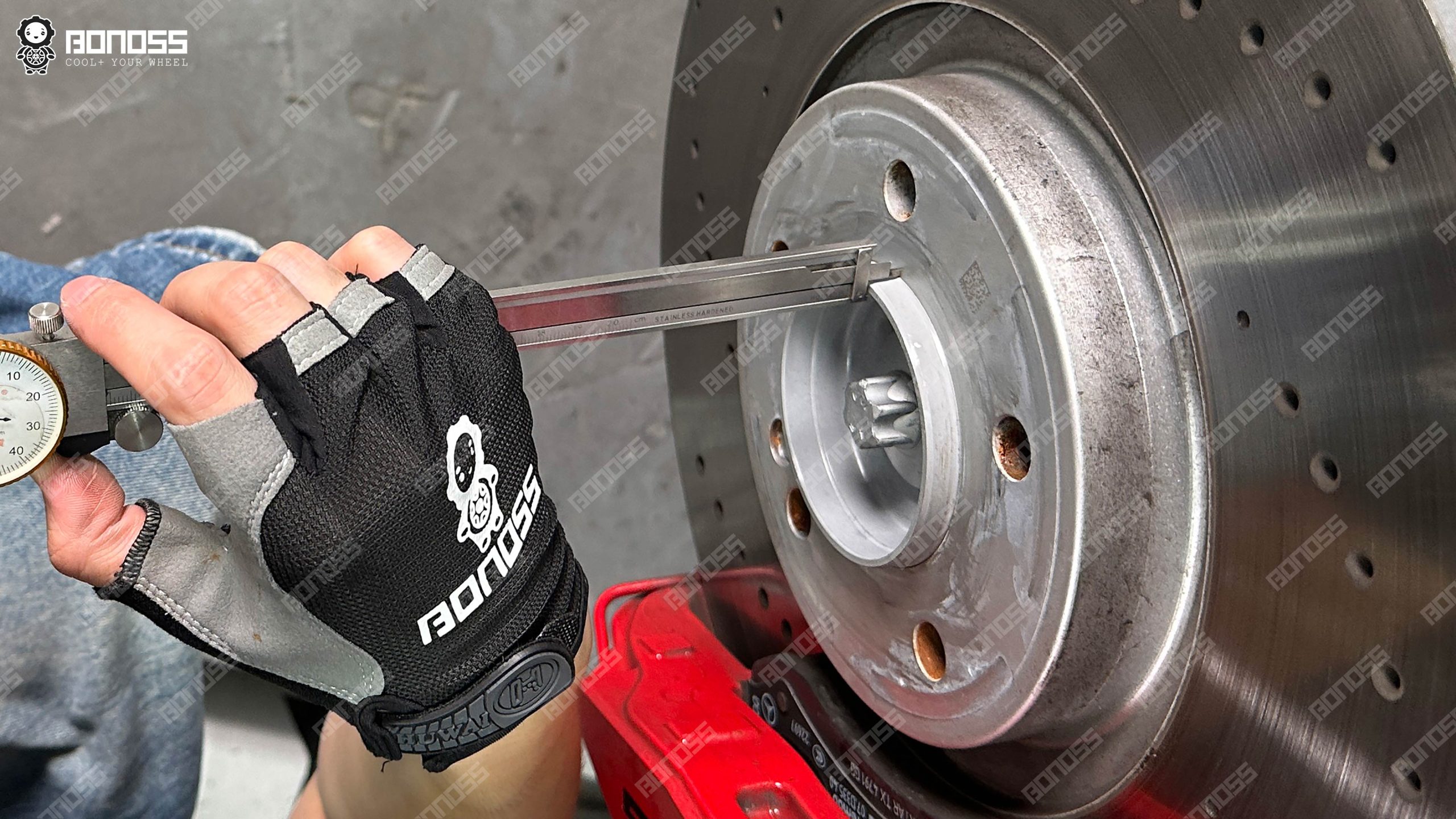 measuring-hub-lip-height-g63-w465 Measuring hub lip height on 2026 Mercedes G-Class W465 hub