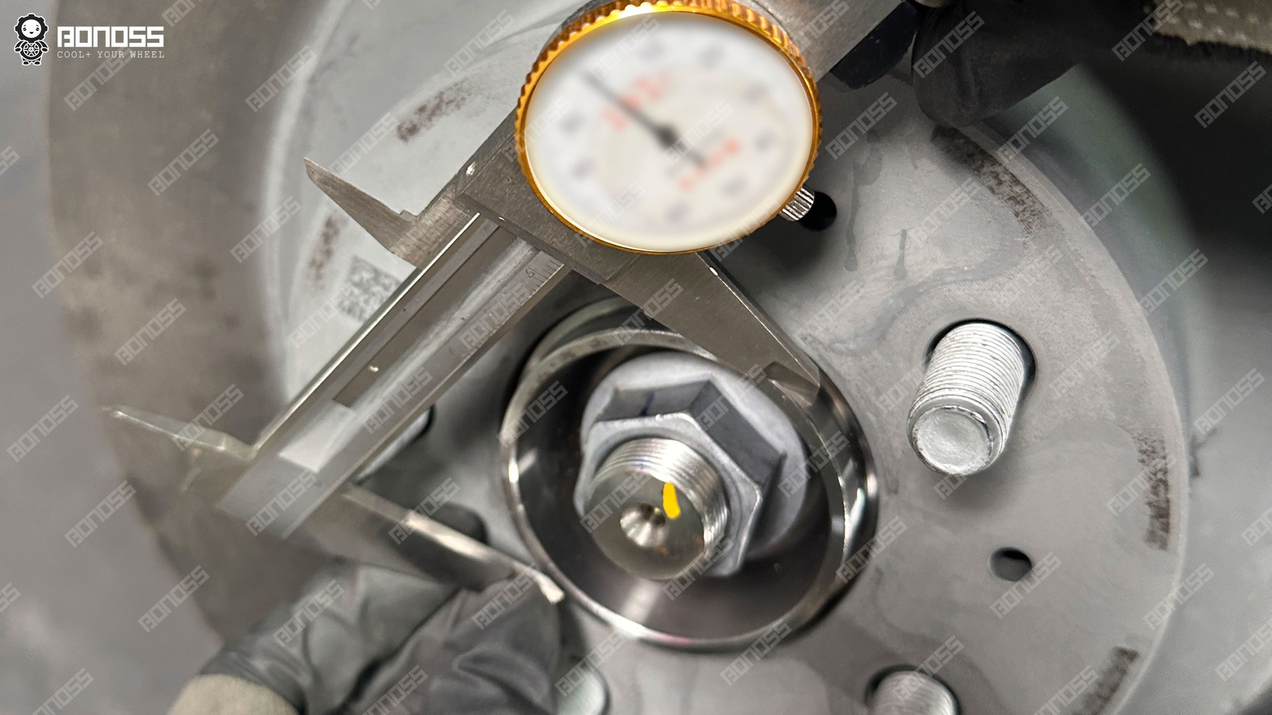 tesla-model-y-hub-center-bore-64-08mm 2026 Tesla Model Y hub center bore measured at 64.08mm