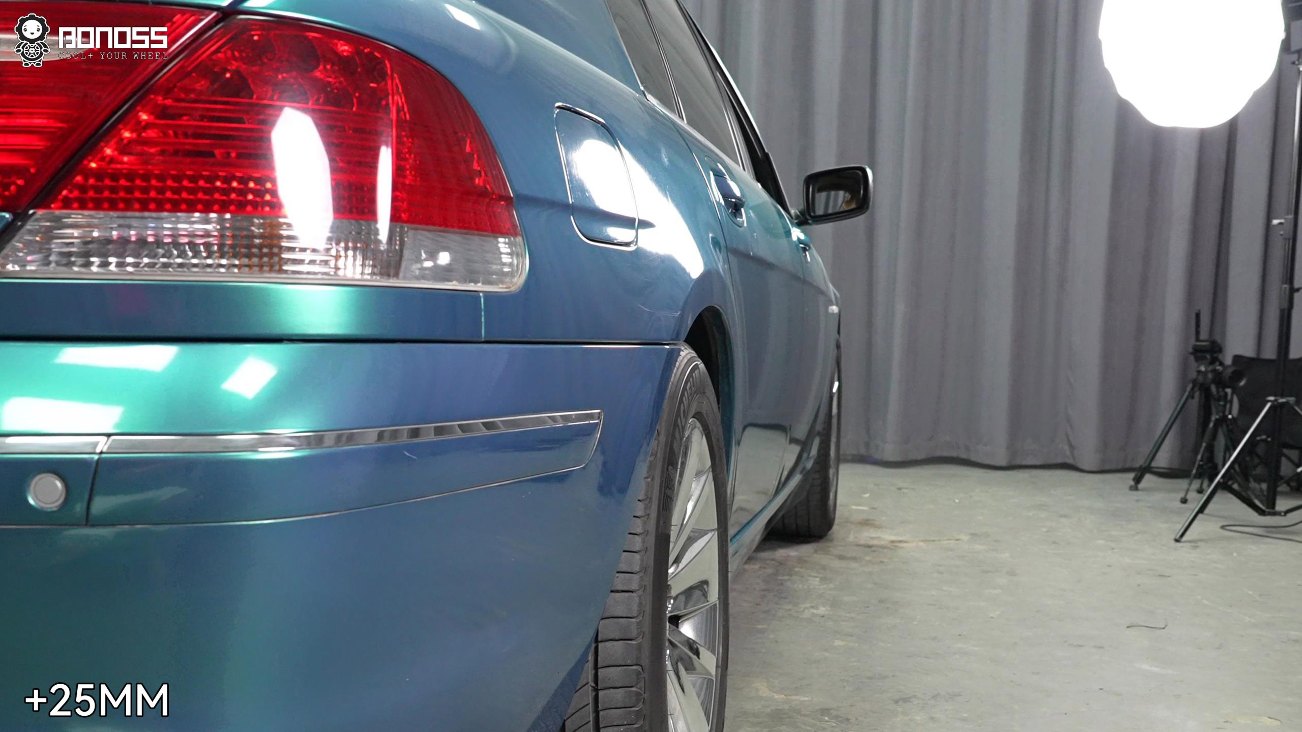 bmw-e65-right-rear-wheel-after-spacers 2005 BMW E65 right rear wheel after 25mm BONOSS active cooling spacers flush stance
