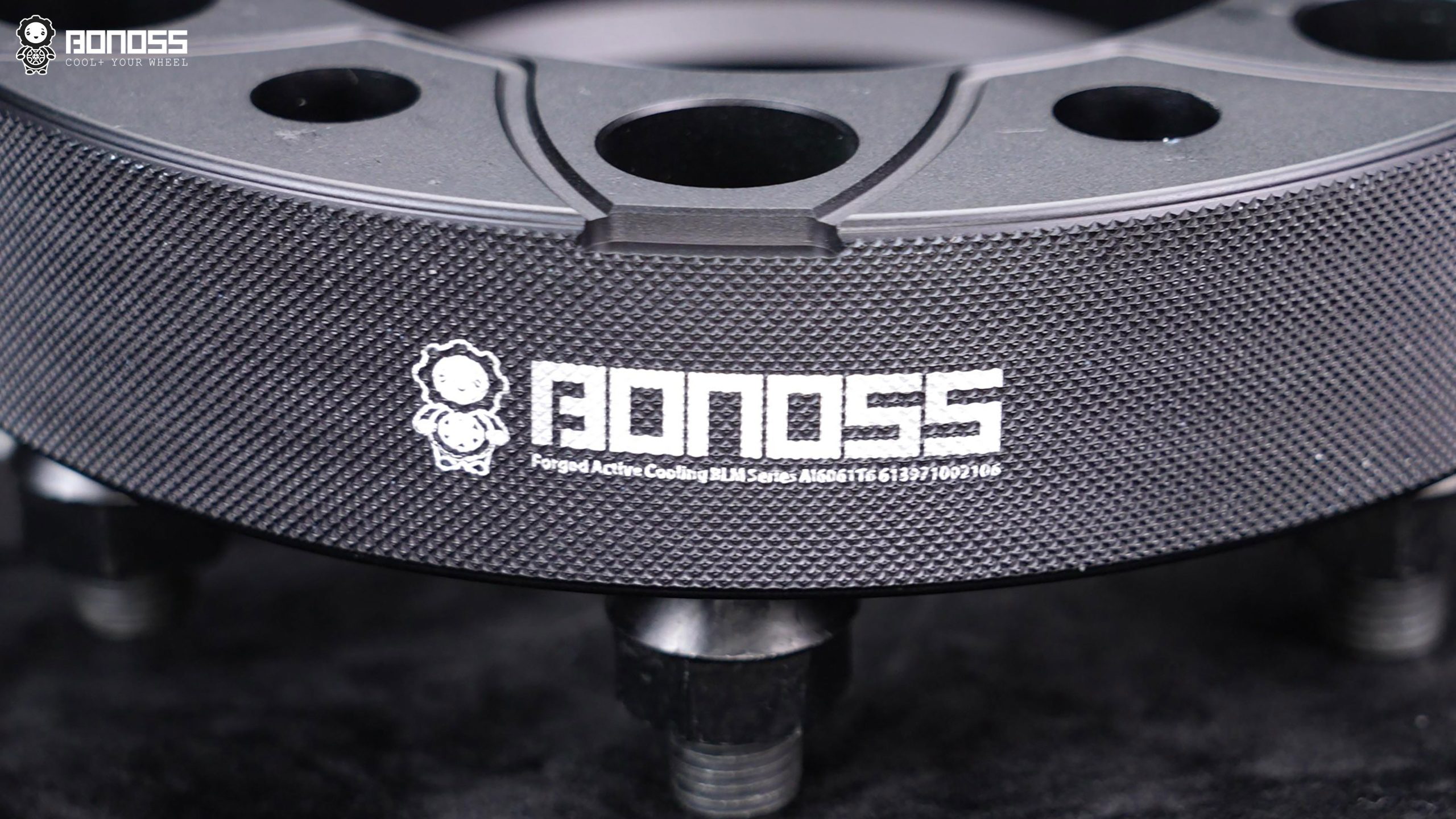 2020-lexus-gx-25mm-wheel-spacers-bonoss-brand-logo-closeup Engraved BONOSS logo on a forged aluminum spacer designated for 2020 Lexus GX 25mm wheel spacers installation.