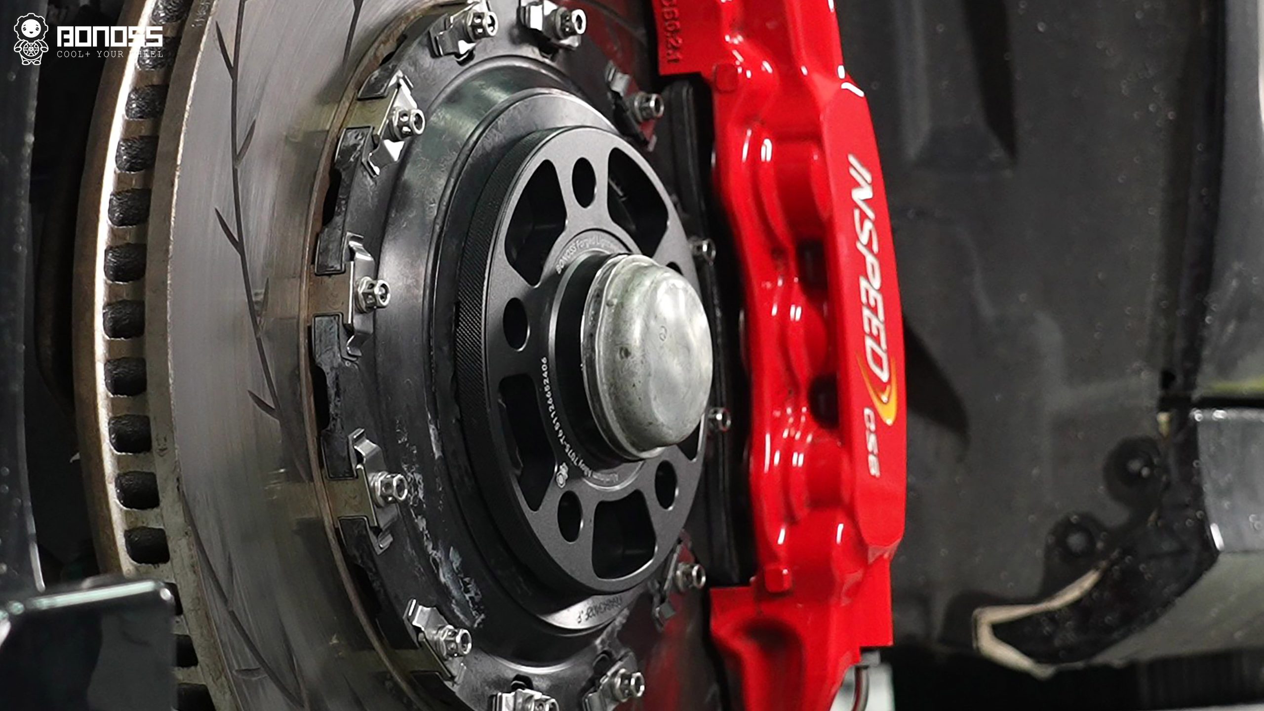 bonoss-12mm-spacer-installed-front-hub-cls 12mm BONOSS spacer installed on 2017 Mercedes CLS front hub
