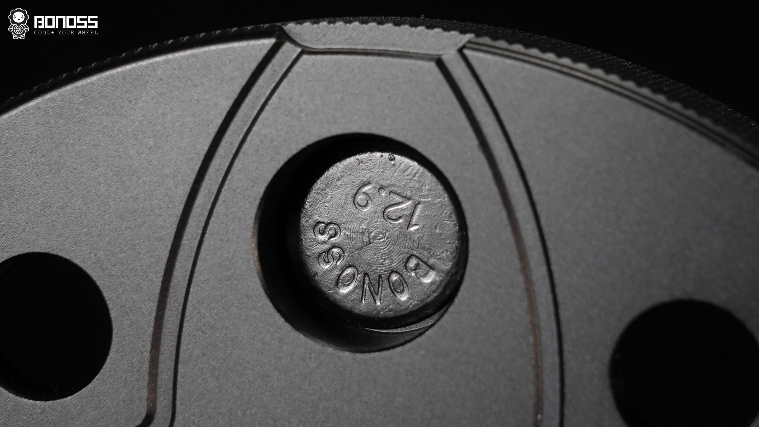 bonoss-active-cooling-wheel-spacers-design Close-up of the active cooling design on BONOSS forged wheel spacers, showing the petal-shaped grooves that channel airflow to the brakes
