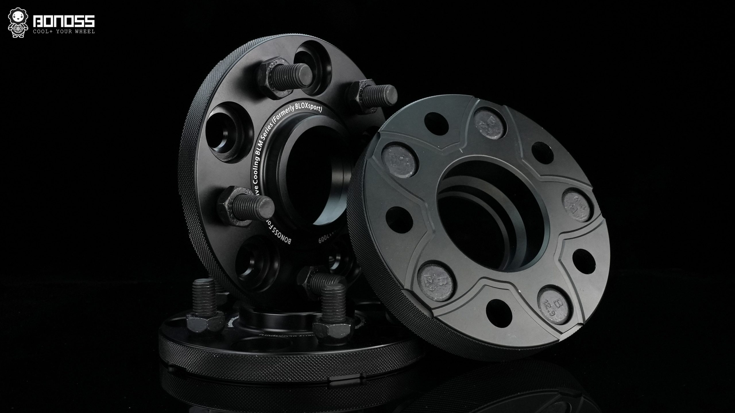 bonoss-forged-honda-civic-type-r-wheel-spacers-closeup BONOSS forged wheel spacers for Honda Civic Type R displaying machined contact surfaces and anodized finish.