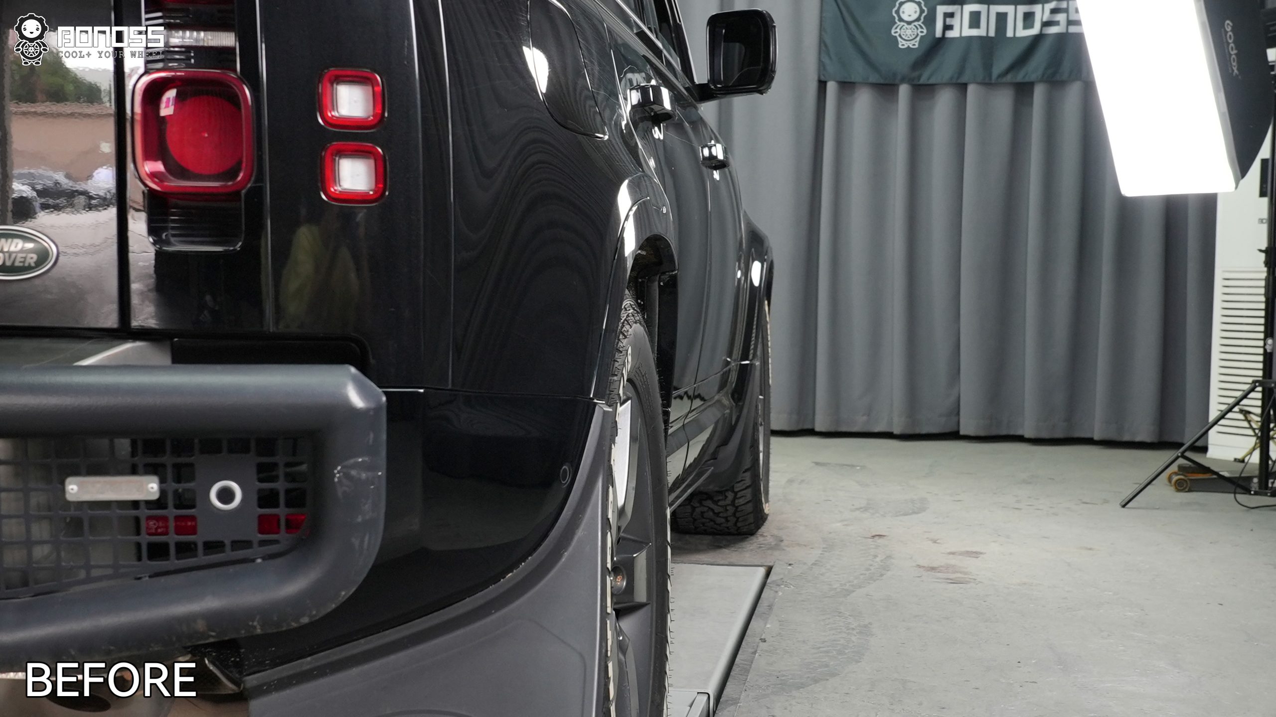 land-rover-defender-35mm-spacers-right-rear-before-narrow-stance Passenger-side rear wheel appears recessed inside the fender opening before Land Rover Defender 35mm spacers push it outward.